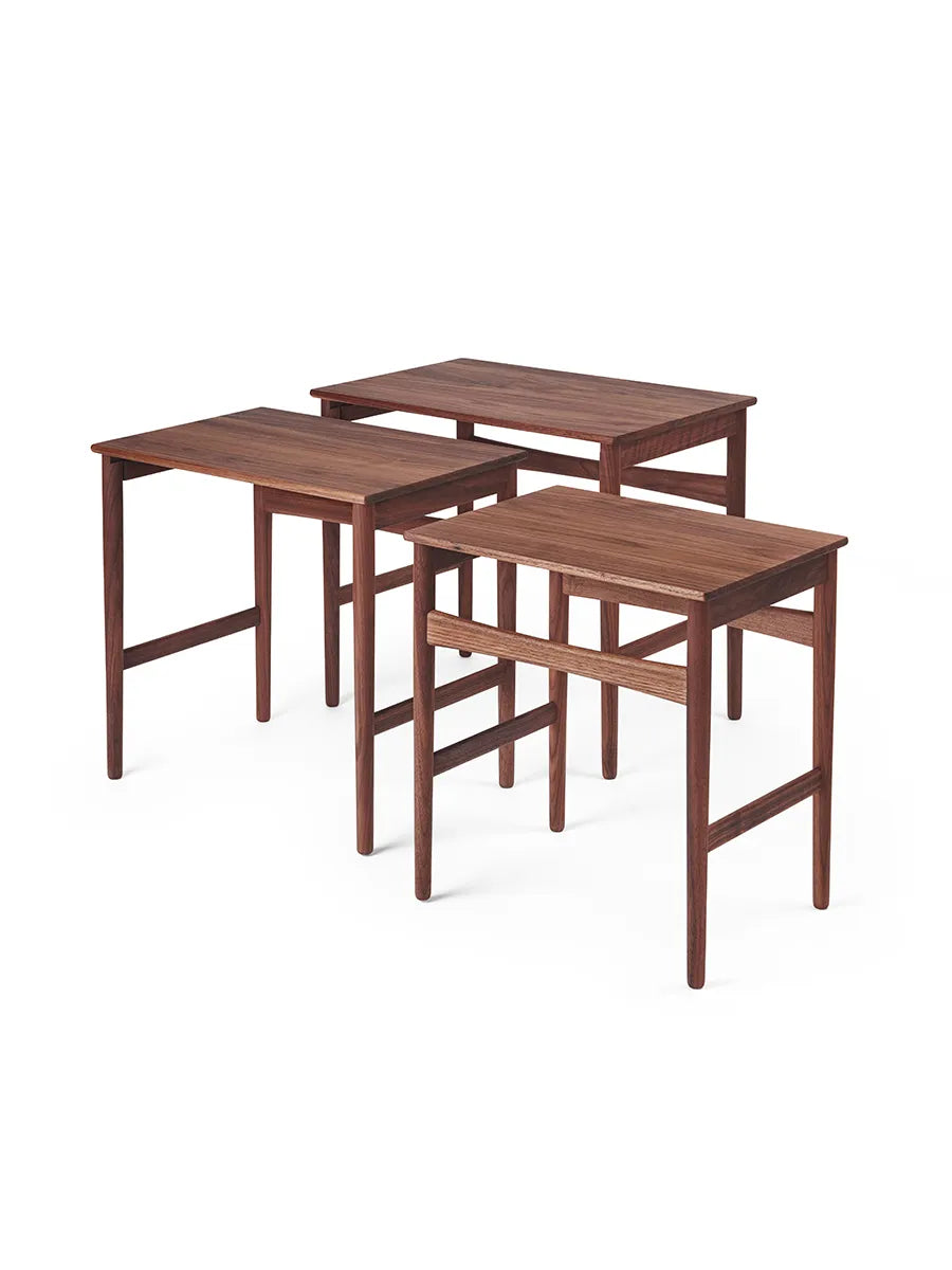 CH004 Nesting Tables fra Carl Hansen & Søn