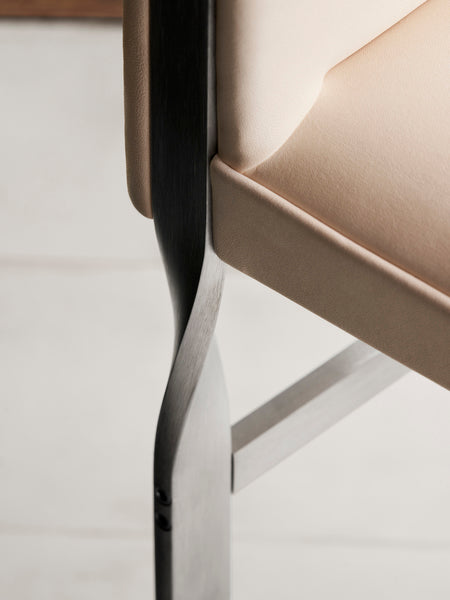 CH111 af Hans J. Wegner - Lædergruppe A - Jacobsen Plus
