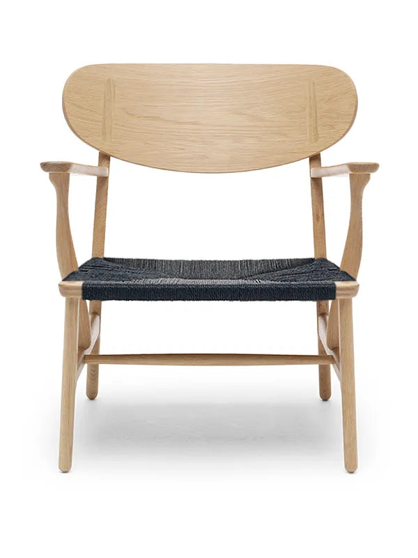 CH22 Loungestol af Hans J. Wegner - Sort / Eg - hvidolieret - Jacobsen Plus