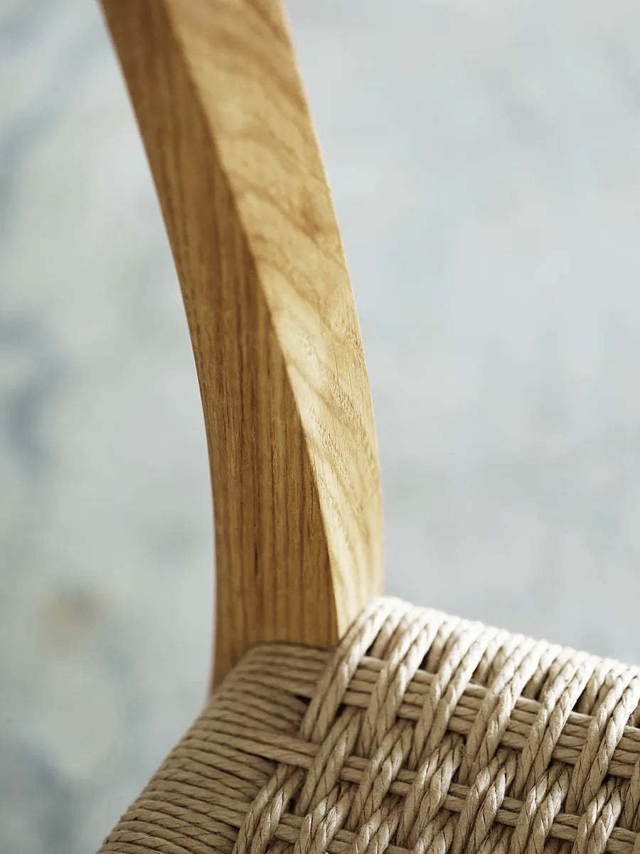 CH23 Spisestol, eg/valnød olie af Hans J. Wegner