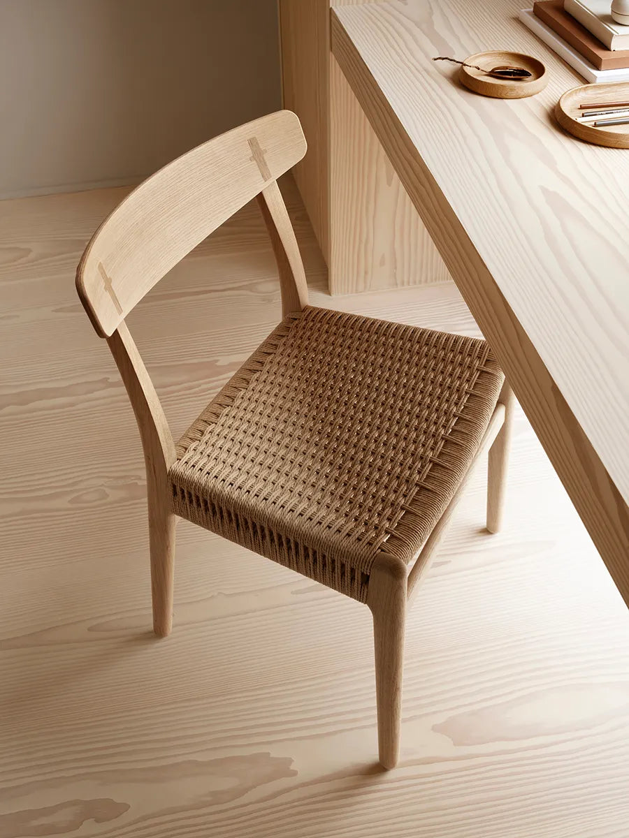 CH23 Spisestol, eg sæbe af Hans J. Wegner