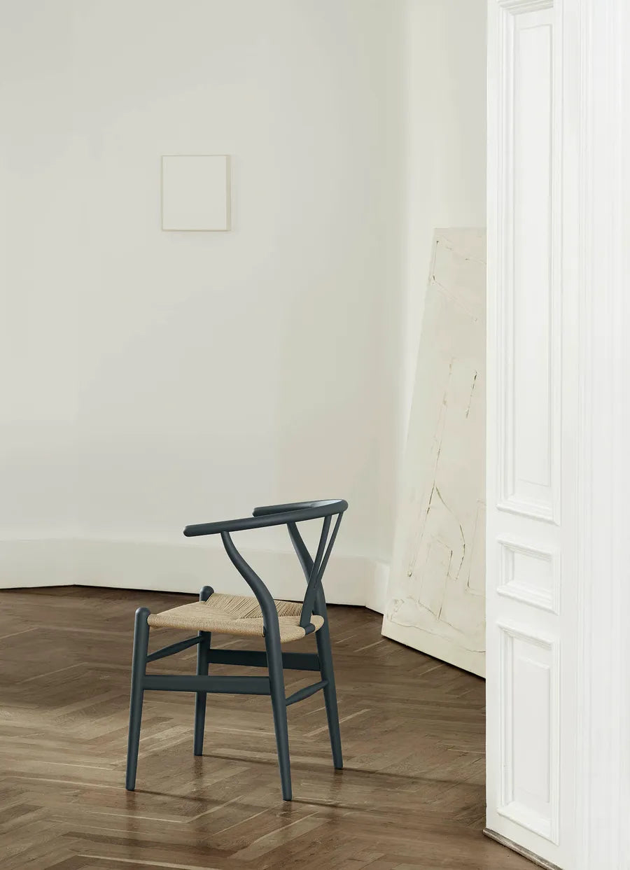 Y-stol CH24 Soft Anthracite Grey af Hans J. Wegner