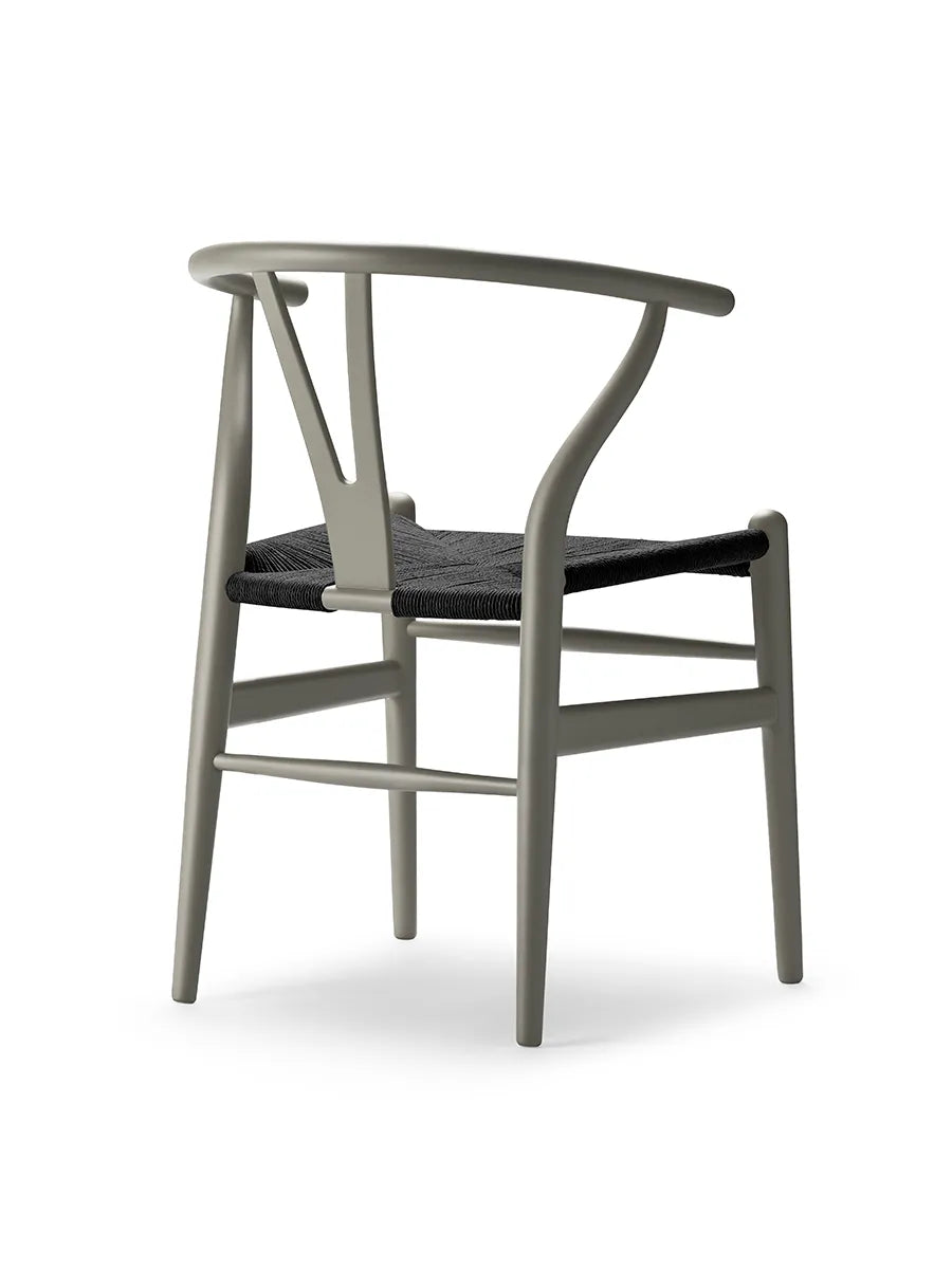 Y-stol CH24 Soft Clay med sort flet af Hans J. Wegner