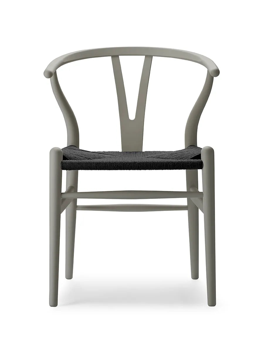 Y-stol CH24 Soft Clay med sort flet af Hans J. Wegner