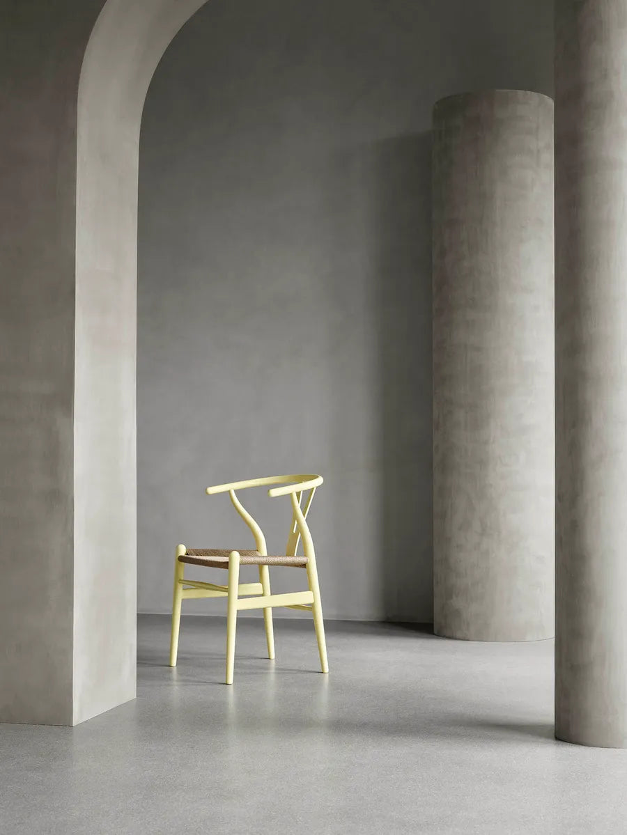 Y-stol CH24 Soft Hollyhock af Hans J. Wegner