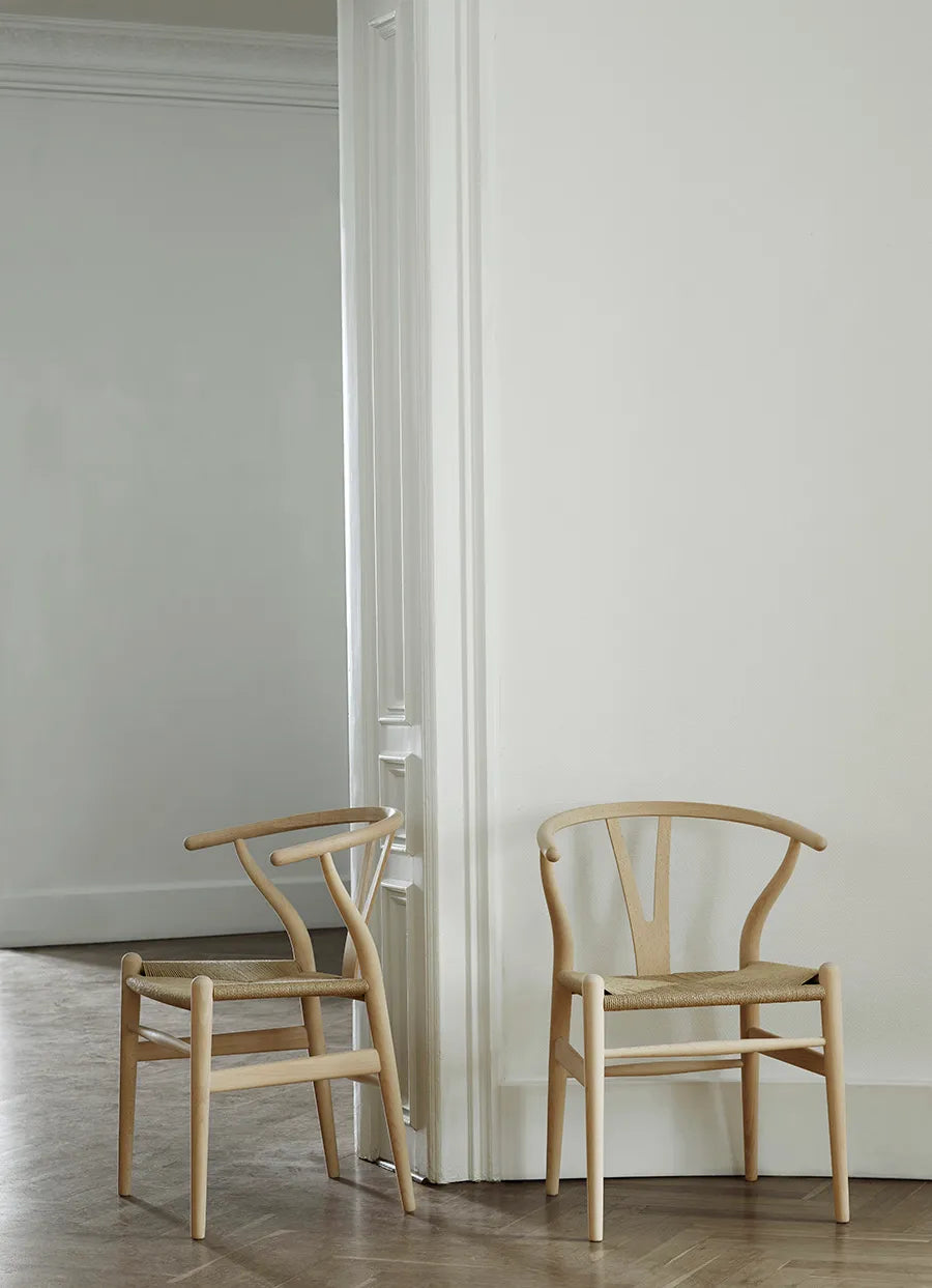 Y-stol CH24, Bøg olie af Hans J. Wegner