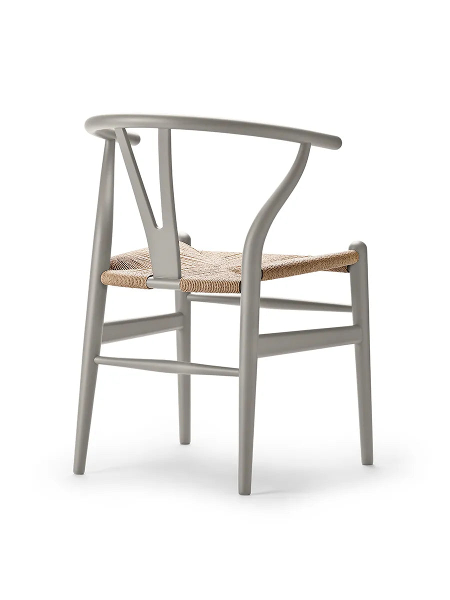 Y-stol CH24 Soft Silver Grey af Hans J. Wegner