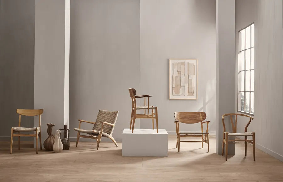 CH25 Loungestol, eg olie af Hans J. Wegner