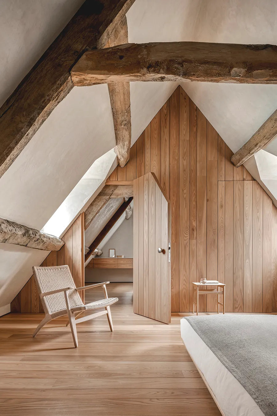 CH25 Loungestol, eg sæbe af Hans J. Wegner