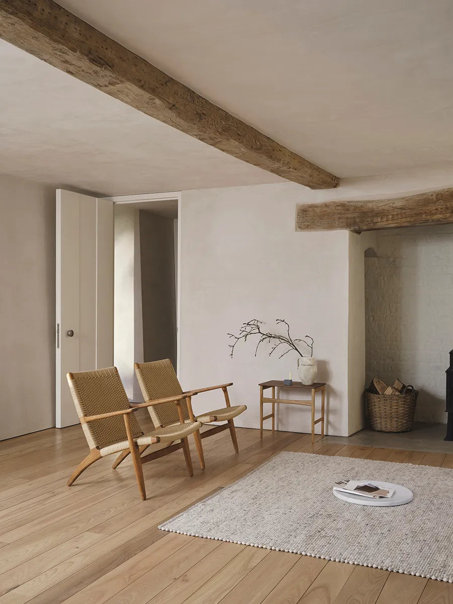 CH25 Loungestol, valnød olie af Hans J. Wegner