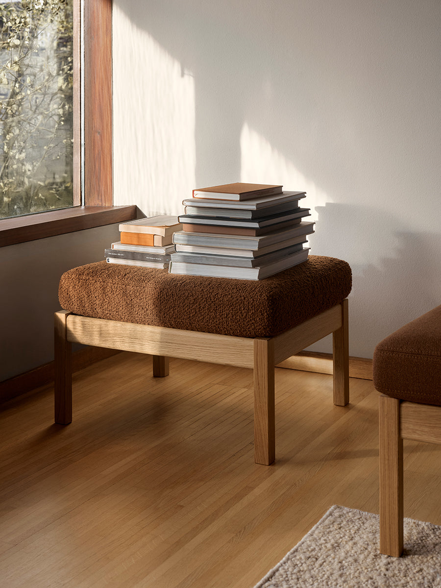 CH280F Skammel af Hans J. Wegner