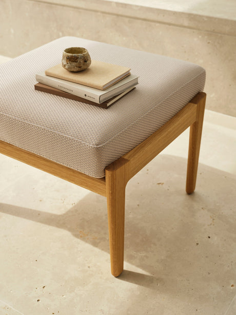 CH290F skammel af Hans J. Wegner - Olieret eg - Serpentine 0118 - Jacobsen Plus