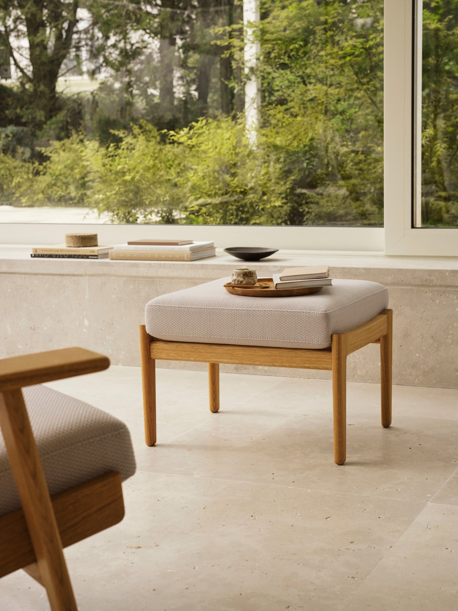 CH290F skammel, eg olie af Hans J. Wegner