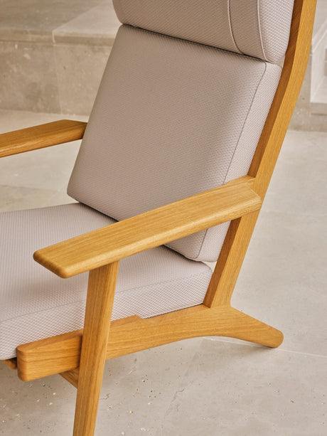 CH291 loungestol af Hans J. Wegner - Olieret eg - Serpentine 0118 - Jacobsen Plus