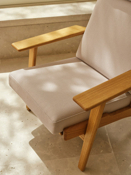 CH291 loungestol af Hans J. Wegner - Olieret eg - Serpentine 0118 - Jacobsen Plus