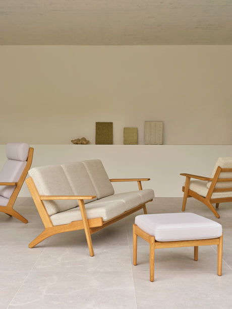 CH293 3 pers. sofa af Hans J. Wegner - Olieret eg - Antoni 813 - Jacobsen Plus