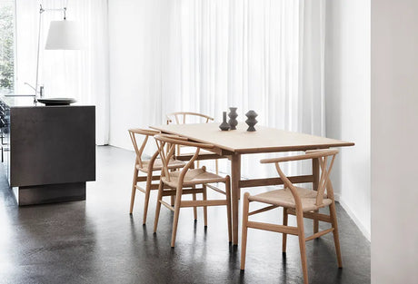 CH327 Spisebord, 190 cm fra Carl Hansen & Søn - Eg / Sæbe - Jacobsen Plus