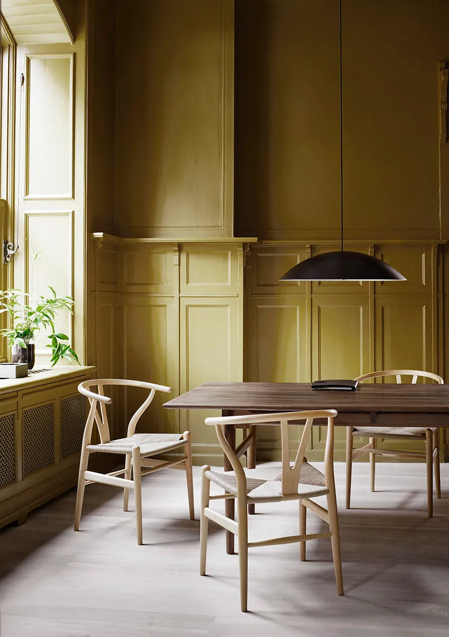 Y-stol CH24, Bøg olie af Hans J. Wegner