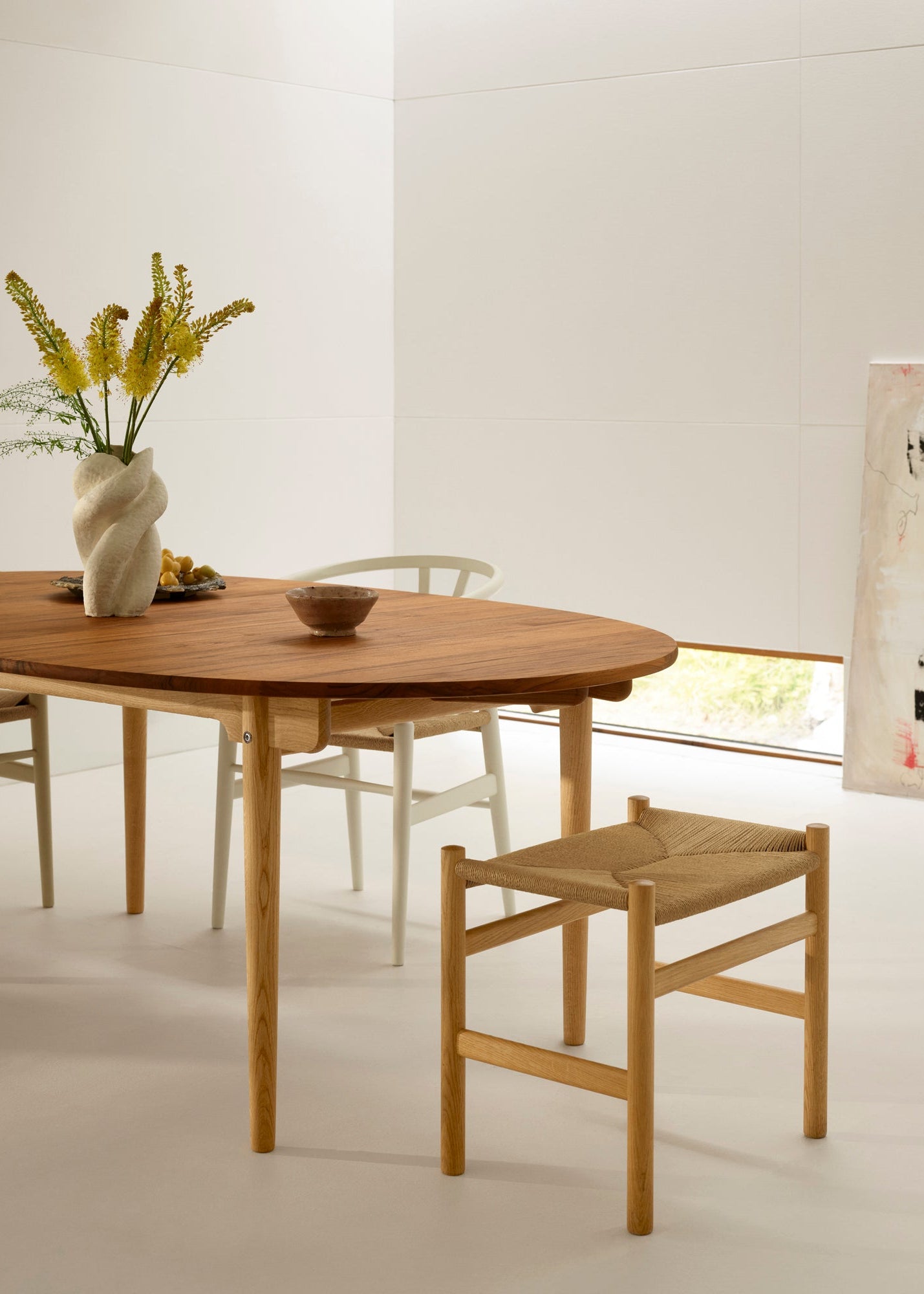 Hans J. Wegner spisebordssæt, 1 x Special Edition CH338 spisebord i Teak/Eg mix, 6 x Y-stole CH24 i Teak fra Carl Hansen & Søn