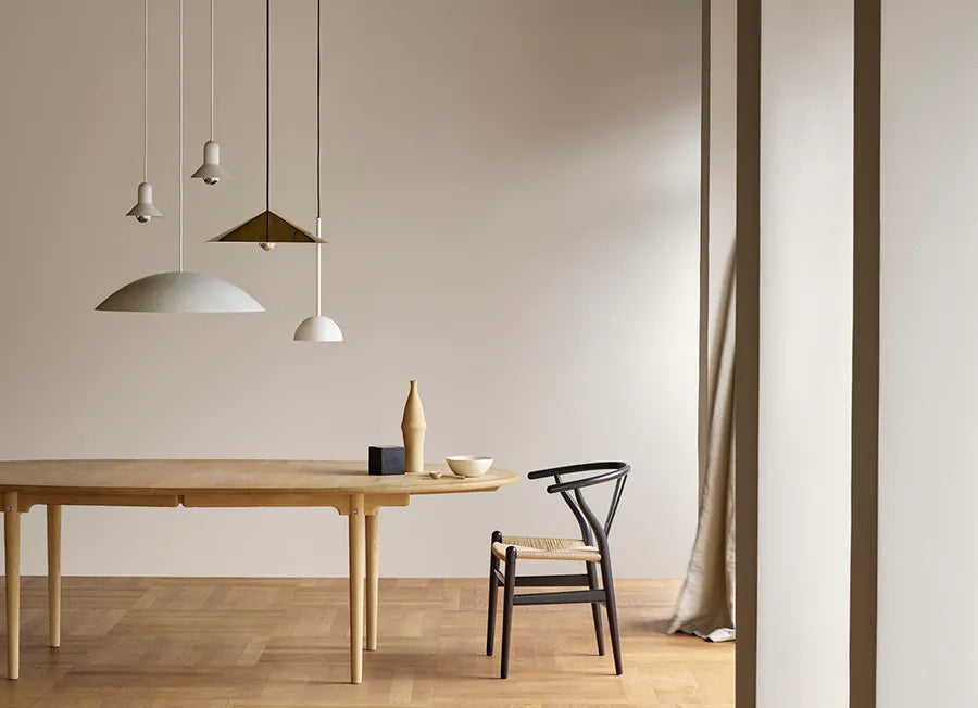 Tillægsplade til CH338/CH339 borde af Hans J. Wegner