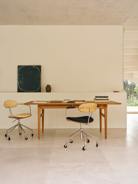 CH621 Swivel stol, eg olie af Hans J. Wegner - Læder / Sif 90 - Jacobsen Plus