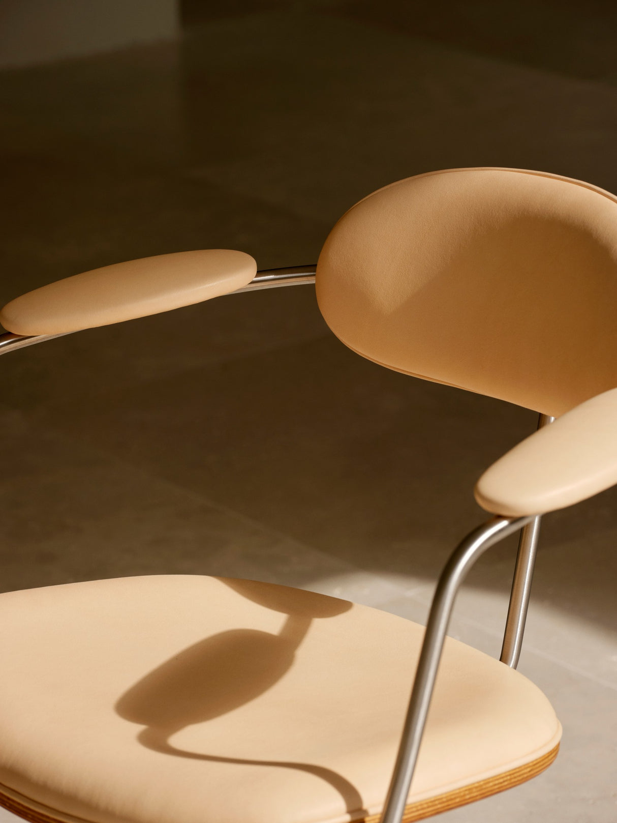 CH621 Swivel stol, eg olie af Hans J. Wegner - 2 - Jacobsen Plus