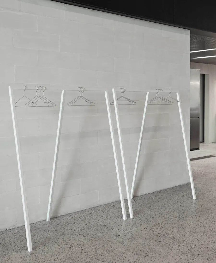 Loop Stand Wardrobe fra Hay - 1 - Jacobsen Plus