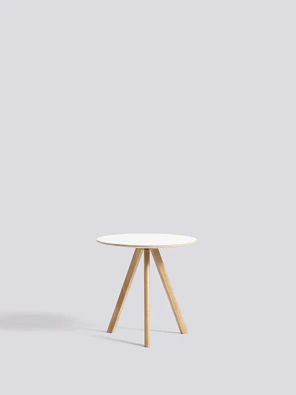Copenhague CPH20 Sofabord, Ø50 cm fra Hay - Lakeret eg / Hvid laminat - Jacobsen Plus