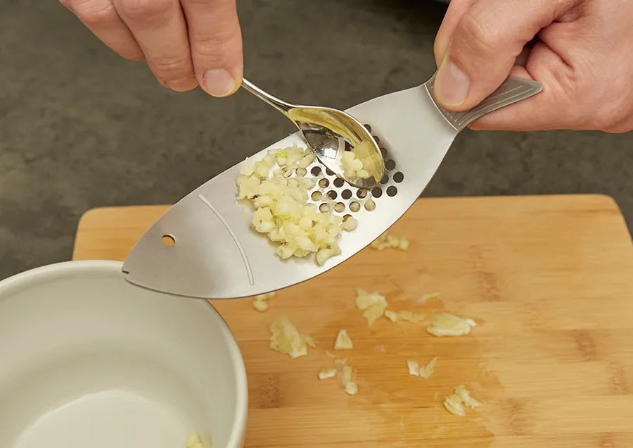 Kikkerland Fish Garlic Press - 3 - Jacobsen Plus