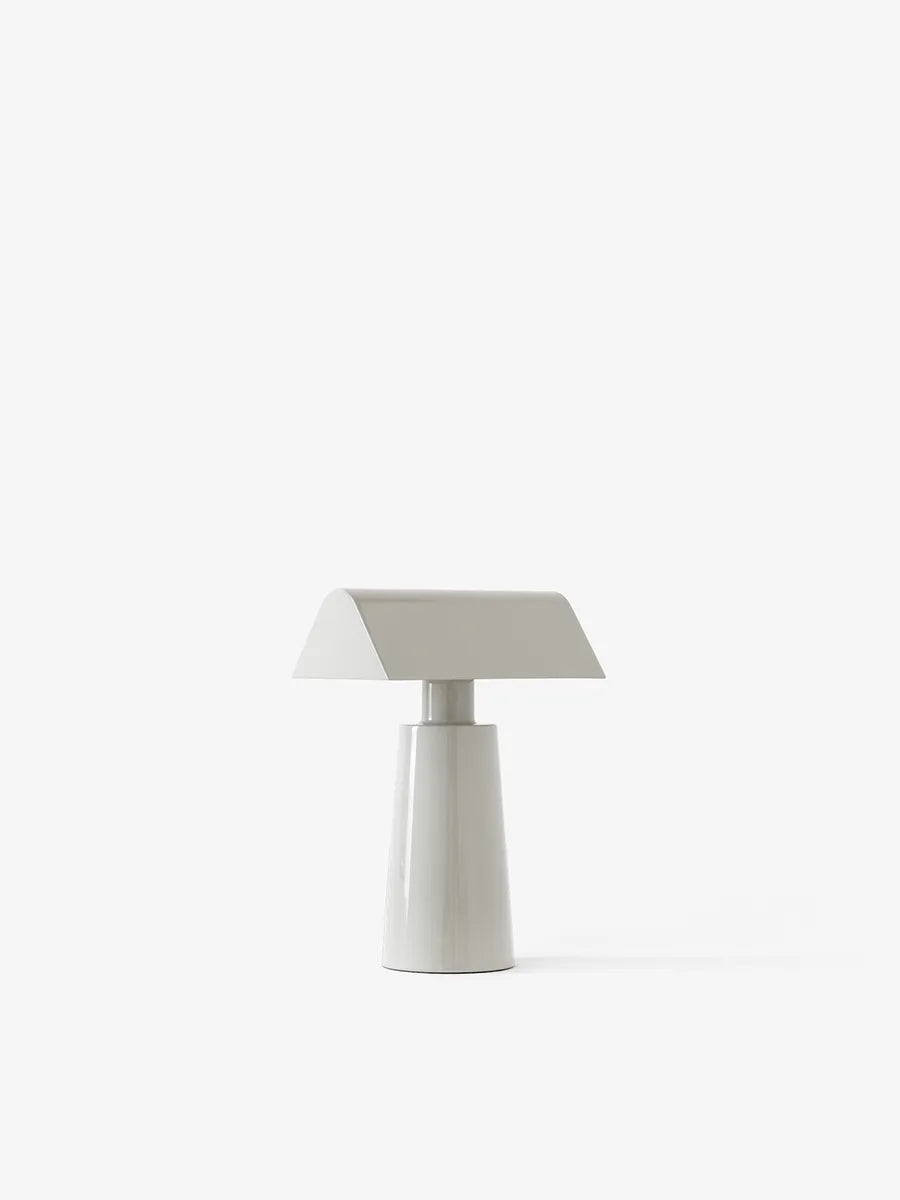 Caret bordlampe fra &Tradition - Silk Grey - Jacobsen Plus
