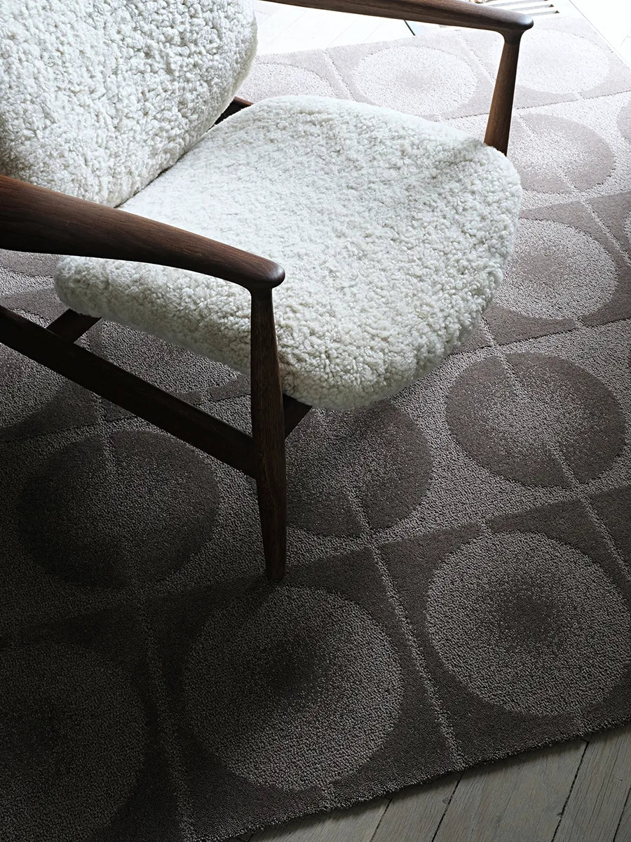 Cirkel Tæppe, ufarvet af Finn Juhl