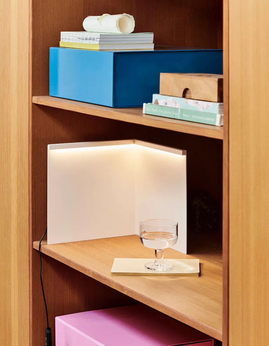 LBM Corner Bordlampe fra Hay