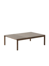 Couple Coffee Table, 120 x 84 cm fra Muuto - Taupe - Dark Oiled Oak / Wavy - Jacobsen Plus