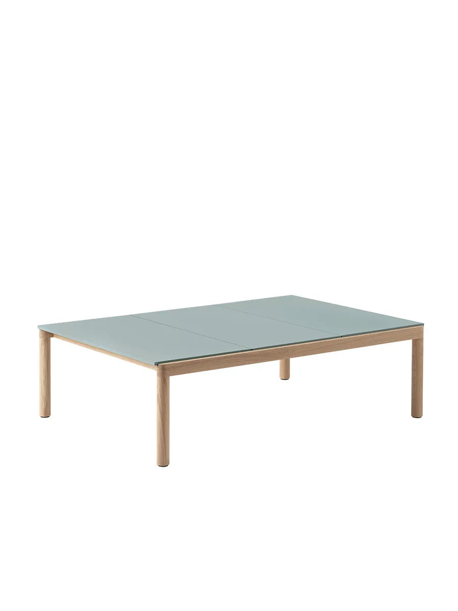 Couple Coffee Table, 120 x 84 cm fra Muuto - Pale Blue - Oak / Plain - Jacobsen Plus