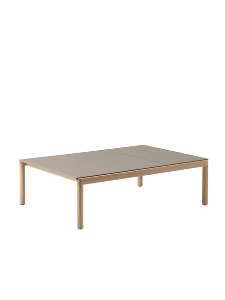 Couple Coffee Table, 120 x 84 cm fra Muuto - Taupe - Oak / Plain - Jacobsen Plus