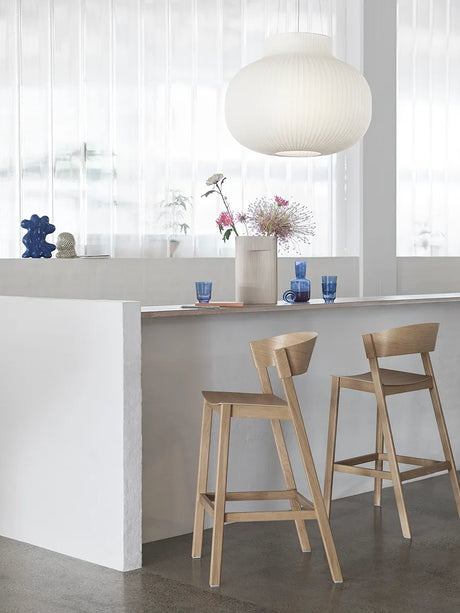Cover Counter Stool, oak fra Muuto - 2 - Jacobsen Plus