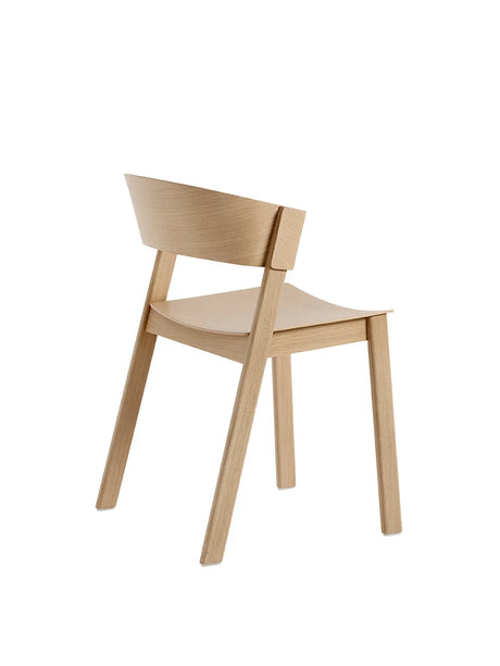 Cover Side Chair fra Muuto - Oak - Jacobsen Plus