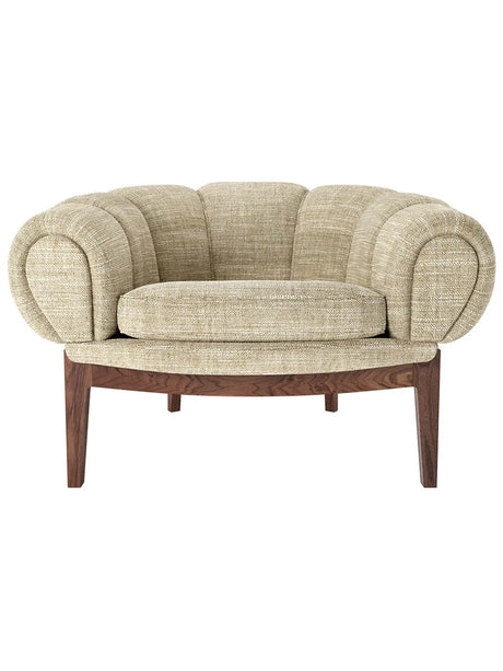 Croissant Lounge Chair, fabric fra GUBI - Prisgruppe 1 / Massiv olieret egetræ - Jacobsen Plus