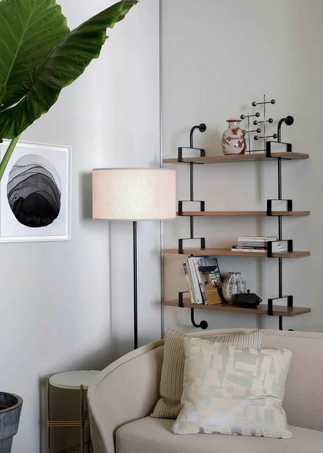 Démon 4 Shelves fra GUBI - L: 215 cm / Sortbejdset ask - Jacobsen Plus