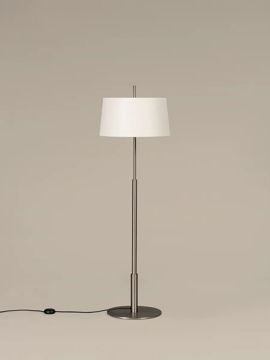 Diana Gulvlampe fra Santa and Cole - 4 - Jacobsen Plus