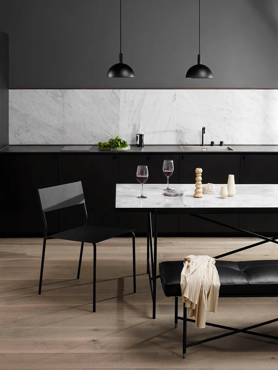 Spisebord 230, hvid marmor fra HANDVÄRK