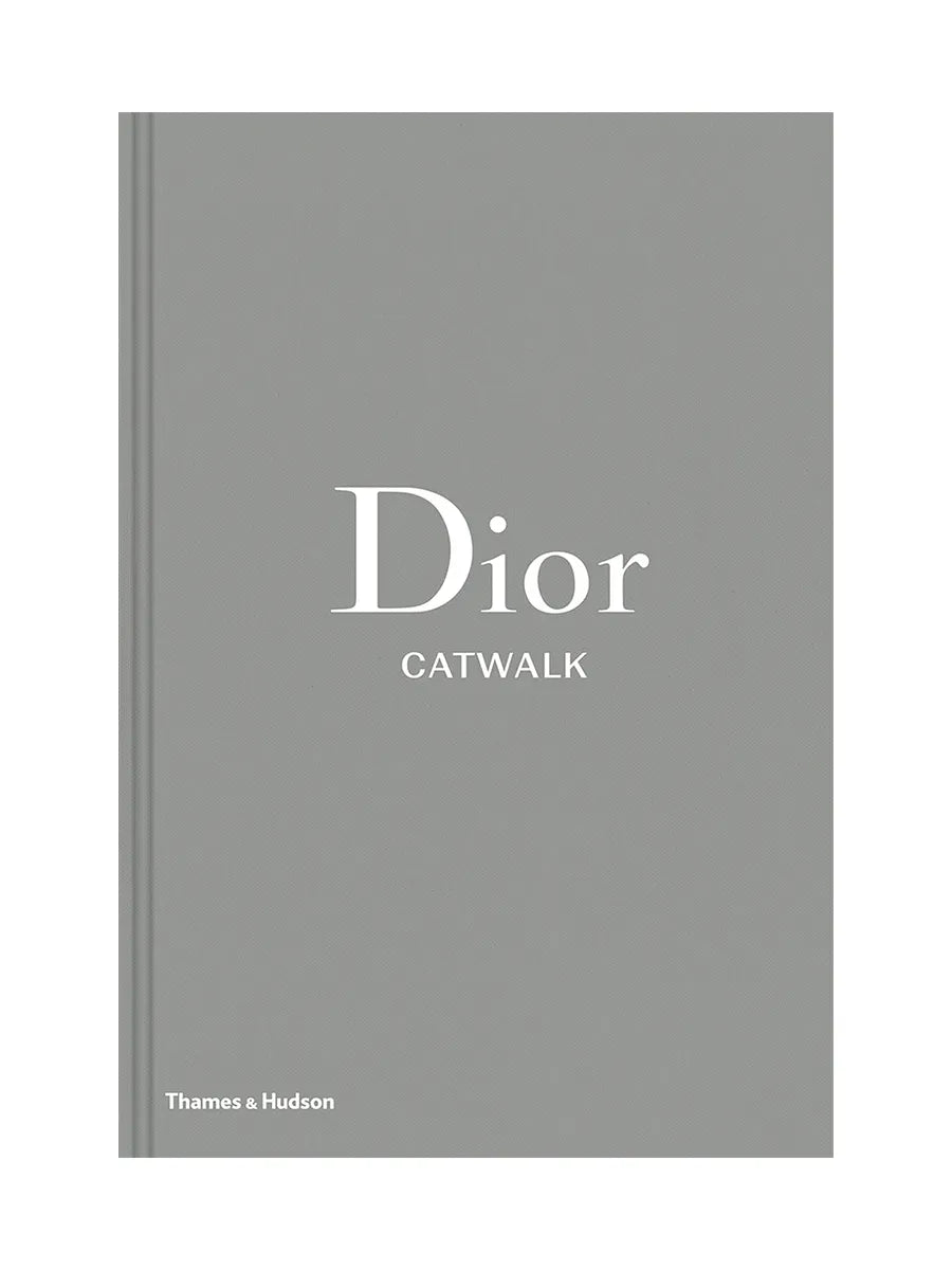 Dior Catwalk bog fra New Mags - 1 - Jacobsen Plus