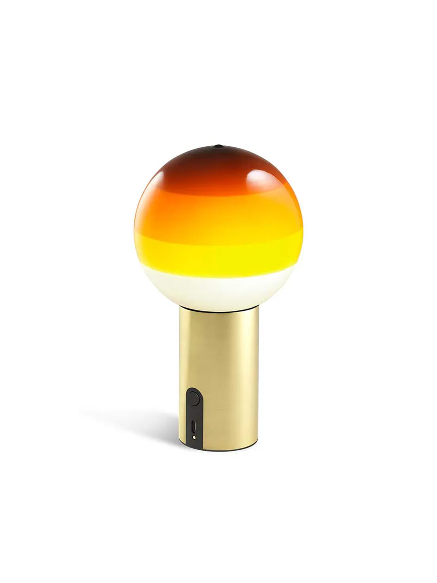 Dipping Light Portable bordlampe fra Marset