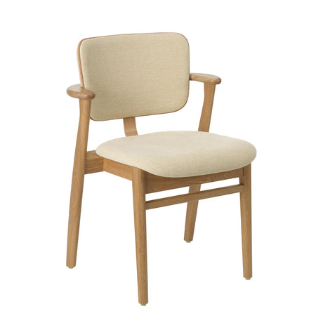 Domus Chair, polstret fra Artek - Oak - WOW RE 6511 - Leather Prestige Nougat piping - Jacobsen Plus