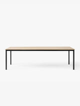 Drip Bord fra &Tradition - L: 141-170 x W: 80 x H: 74 cm / Black Aluminium / Oak Wood Veneer - Jacobsen Plus