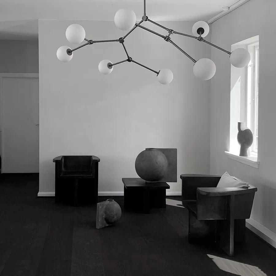 Drop Bulp Chandelier, grey fra 101 Copenhagen