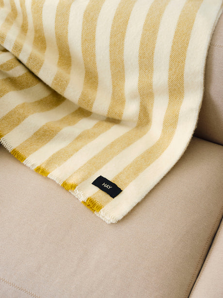 Duo Throw fra Hay - Cream - Jacobsen Plus
