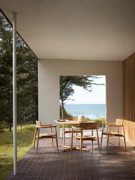 E022 Havebord, Ø110 fra Carl Hansen & Søn
