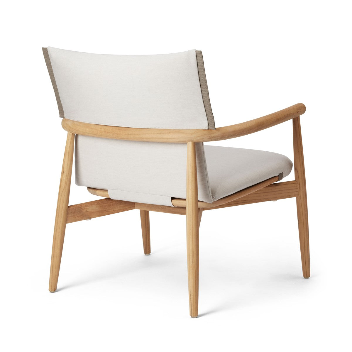 E018 Embrace udendørs loungestol fra Carl Hansen & Søn - 17 - Jacobsen Plus