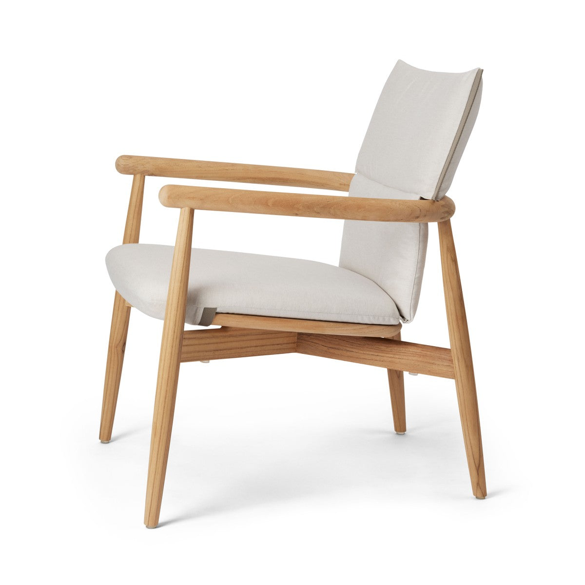 E018 Embrace udendørs loungestol fra Carl Hansen & Søn - 19 - Jacobsen Plus